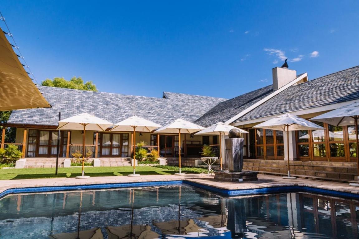 Douglas Villiera Guesthouse מראה חיצוני תמונה