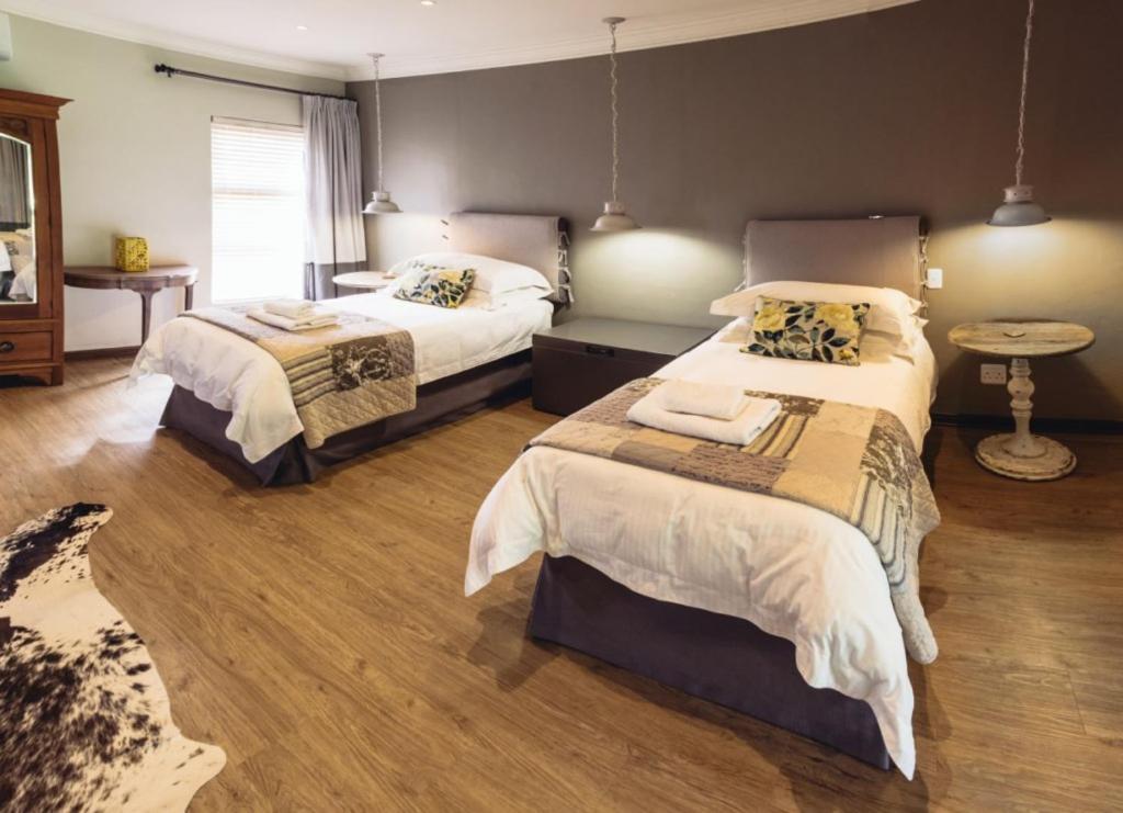 Douglas Villiera Guesthouse מראה חיצוני תמונה